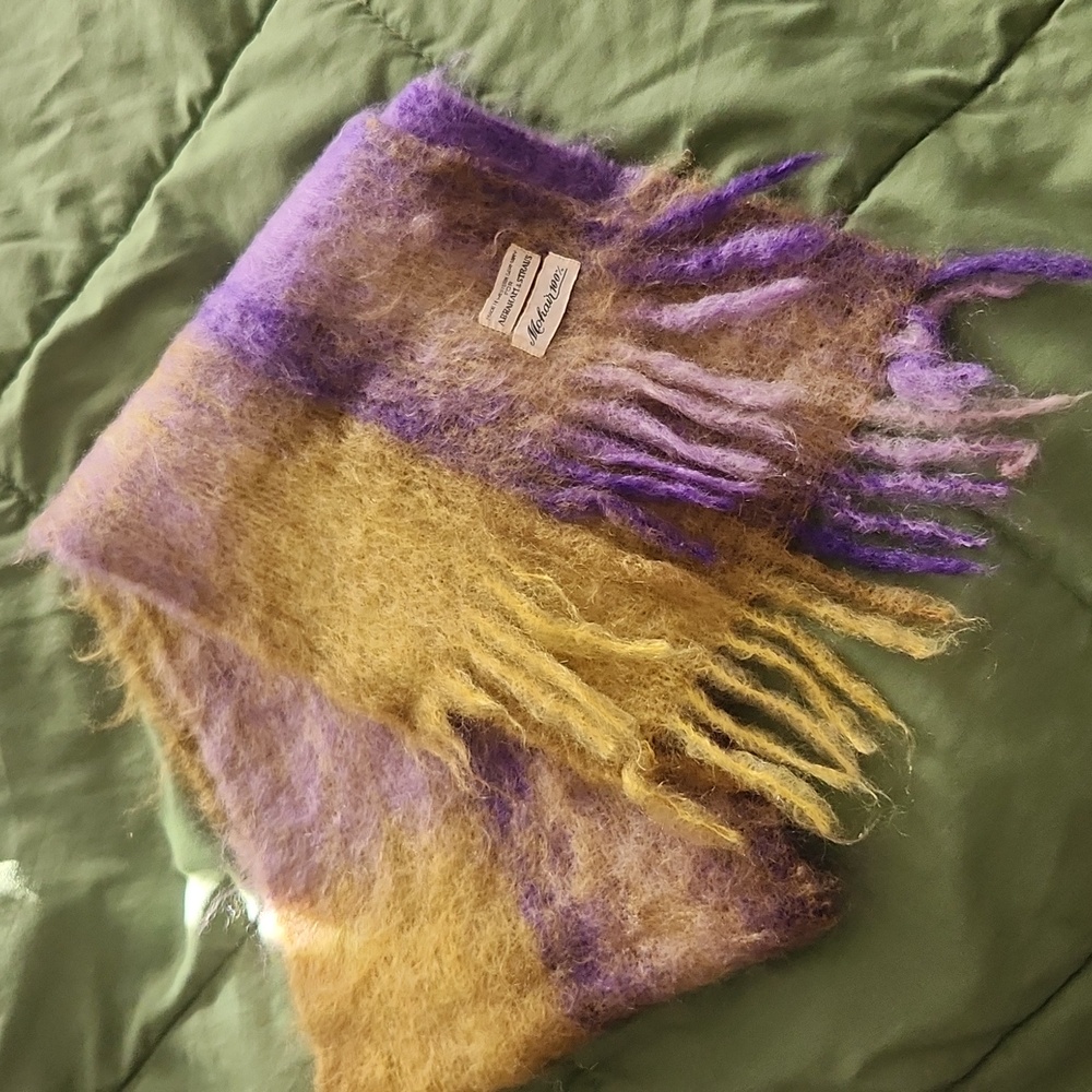 VINTAGE 100% Mohair scarf